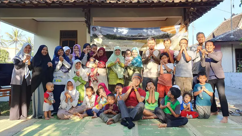 Kebersamaan keluarga Sayogya