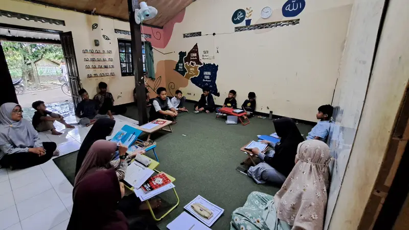 Momen keseharian Sayogya