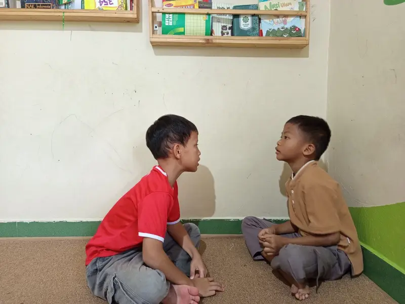 Momen keseharian Sayogya