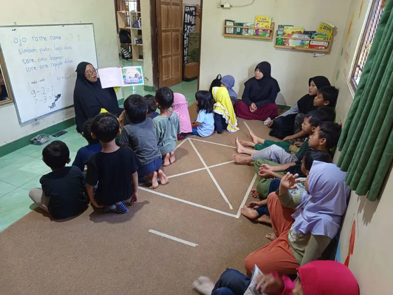 Momen keseharian Sayogya