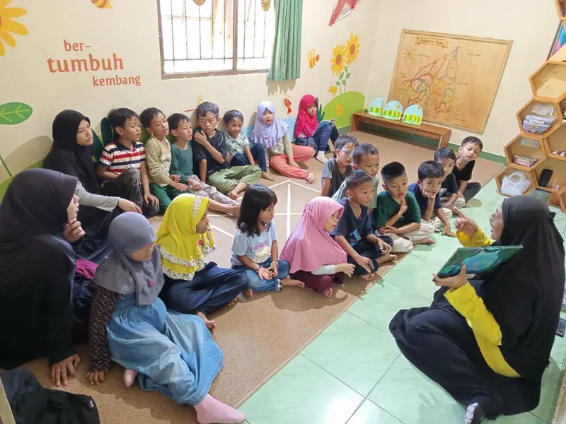 Momen keseharian Sayogya