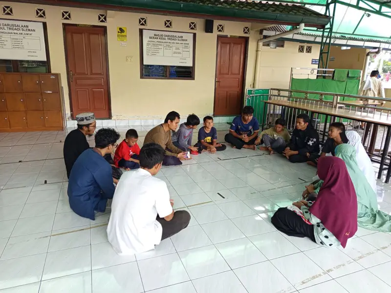 Momen keseharian Sayogya